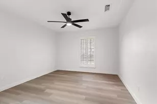 903 Leslie Dr, Arlington, TX 76012 - Photo 29