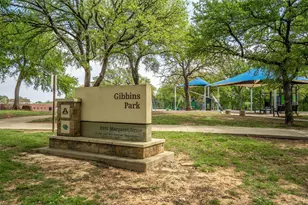 903 Leslie Dr, Arlington, TX 76012 - Photo 37