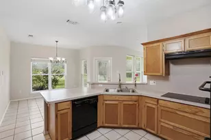 4121 Oakview Cir, Alvarado, TX 76009 - Photo 11