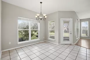 4121 Oakview Cir, Alvarado, TX 76009 - Photo 15