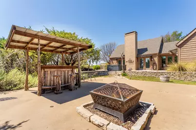 4918 Sonterra Court, Granbury, TX 76049 - Photo 5