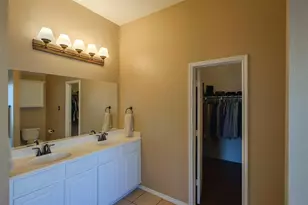 437 Sandy Creek Dr, Fort Worth, TX 76131 - Photo 13