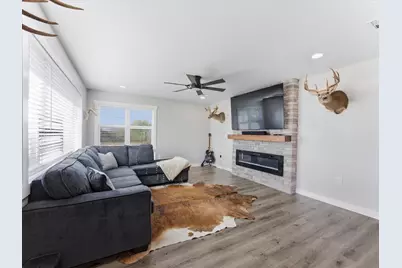 101 McWilliams Drive, Bowie, TX 76230 - Photo 9