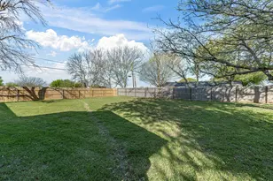 101 McWilliams Dr, Bowie, TX 76230 - Photo 31