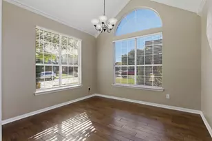 4517 Creekside Dr, Haltom City, TX 76137 - Photo 7