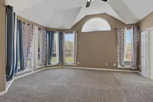 4517 Creekside Dr, Haltom City, TX 76137 - Photo 15