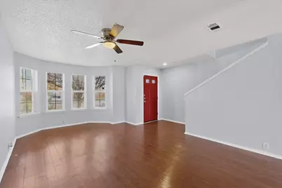 6723 Ambercrest Drive, Arlington, TX 76002 - Photo 5