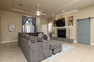 131 Lakeview Dr, Runaway Bay, TX 76426 - Photo 7