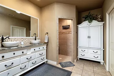 131 Lakeview Drive, Runaway Bay, TX 76426 - Photo 23