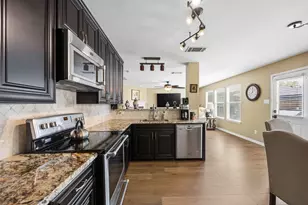 1704 Heron Dr, Aubrey, TX 76227 - Photo 9