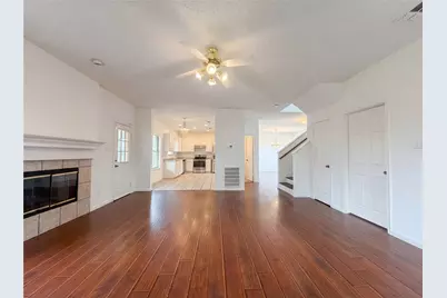 4515 Harpers Ferry Drive, Grand Prairie, TX 75052 - Photo 5