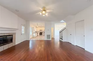 4515 Harpers Ferry Dr, Grand Prairie, TX 75052 - Photo 5