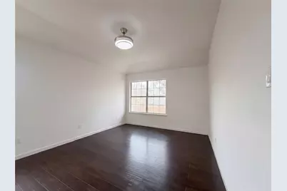 4515 Harpers Ferry Drive, Grand Prairie, TX 75052 - Photo 9