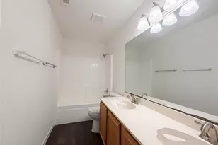 4515 Harpers Ferry Dr, Grand Prairie, TX 75052 - Photo 17