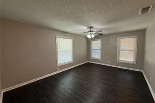 1715 W Elm St, Denison, TX 75020 - Photo 7