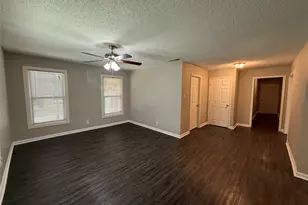 1715 W Elm St, Denison, TX 75020 - Photo 5