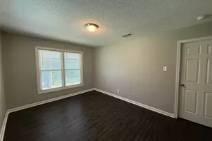 1715 W Elm St, Denison, TX 75020 - Photo 17