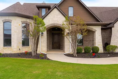 2023 Twin Creeks Circle, Pilot Point, TX 76258 - Photo 3