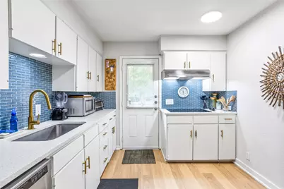 7924 Royal Lane #106, Dallas, TX 75230 - Photo 11