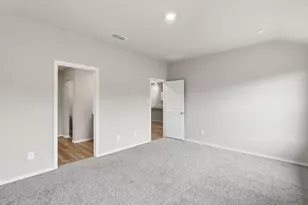 1920 Cherokee Ln, Cleburne, TX 76033 - Photo 17