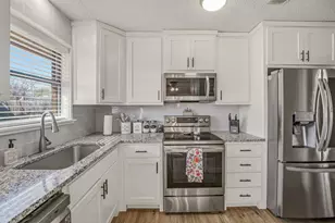 1240 W Groesbeck St, Stephenville, TX 76401 - Photo 11