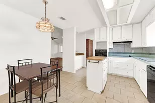 4106 Whitman Ln, Grand Prairie, TX 75052 - Photo 7