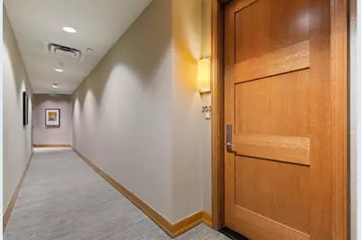 5320 E Mockingbird Lane #L302, Dallas, TX 75206 - Photo 5