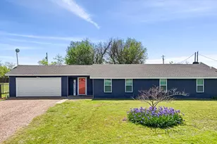 108 Paige St, Weatherford, TX 76088 - Photo 1