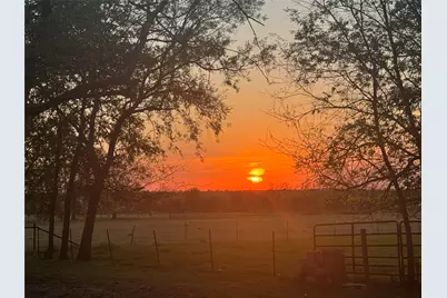 401 Edgewood Lane, Cleburne, TX 76031 - Photo 39