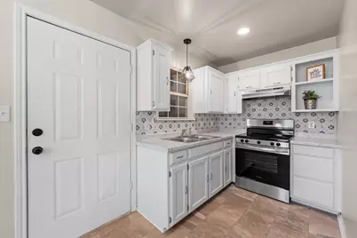 401 Edgewood Lane, Cleburne, TX 76031 - Photo 33