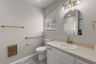 401 Edgewood Ln, Cleburne, TX 76031 - Photo 35