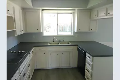 4929 Roxie Street, Haltom City, TX 76117 - Photo 5