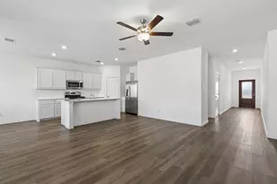 900 Chip St, Little Elm, TX 75068 - Photo 3