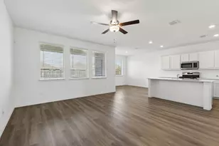 900 Chip St, Little Elm, TX 75068 - Photo 9