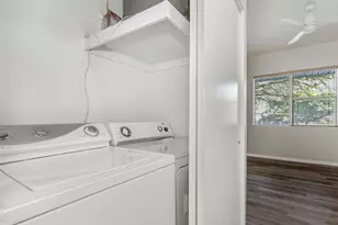 3015 Bryan St, Dallas, TX 75204 - Photo 9