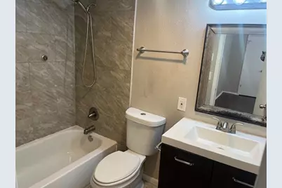 2821 Reagan Street #202, Dallas, TX 75219 - Photo 9