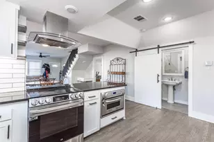 1903 N Weaver St, Gainesville, TX 76240 - Photo 11