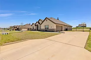 165 Misty Mountain Ln, Rhome, TX 76078 - Photo 3