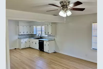 607 Baylor Street, Nocona, TX 76255 - Photo 7