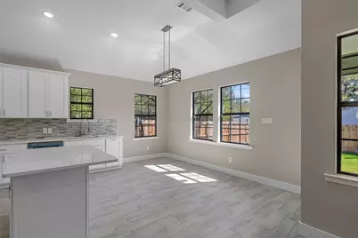 3025 Red Oak Drive, Granbury, TX 76048 - Photo 11