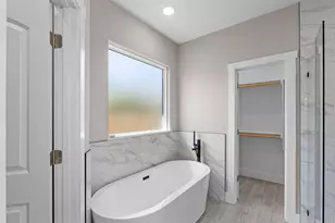 3025 Red Oak Dr, Granbury, TX 76048 - Photo 21