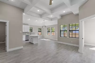 3025 Red Oak Drive, Granbury, TX 76048 - Photo 7