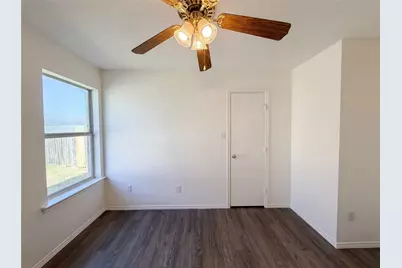 105 Kings Way Drive, Rhome, TX 76078 - Photo 17