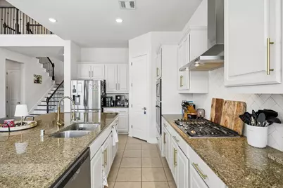 604 Shoreline Ridge Drive, Little Elm, TX 75068 - Photo 9