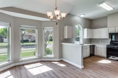 7317 Royal Oak Drive, Benbrook, TX 76126 - Photo 7