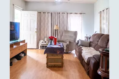 1810 Live Oak Street, Commerce, TX 75428 - Photo 5