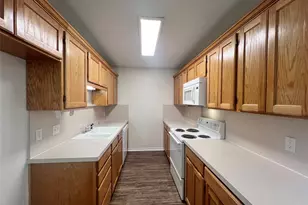 938 Austin Ct, Weatherford, TX 76086 - Photo 5