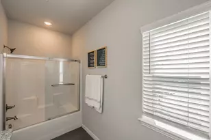 1201 Summerset Ln, Burleson, TX 76028 - Photo 15