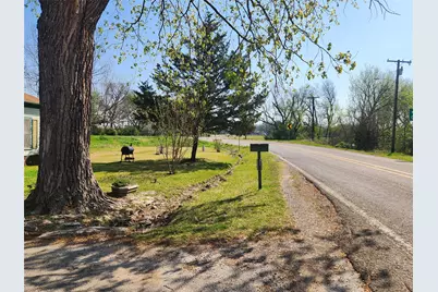 408 E Main Street, Wolfe City, TX 75496 - Photo 15