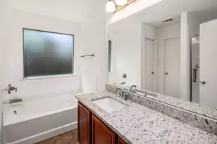 2417 Eisenhower Dr, McKinney, TX 75071 - Photo 9